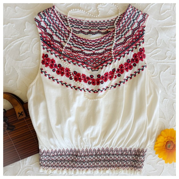 Anthro Linni Smocked Embroidered Top - Picture 2 of 4